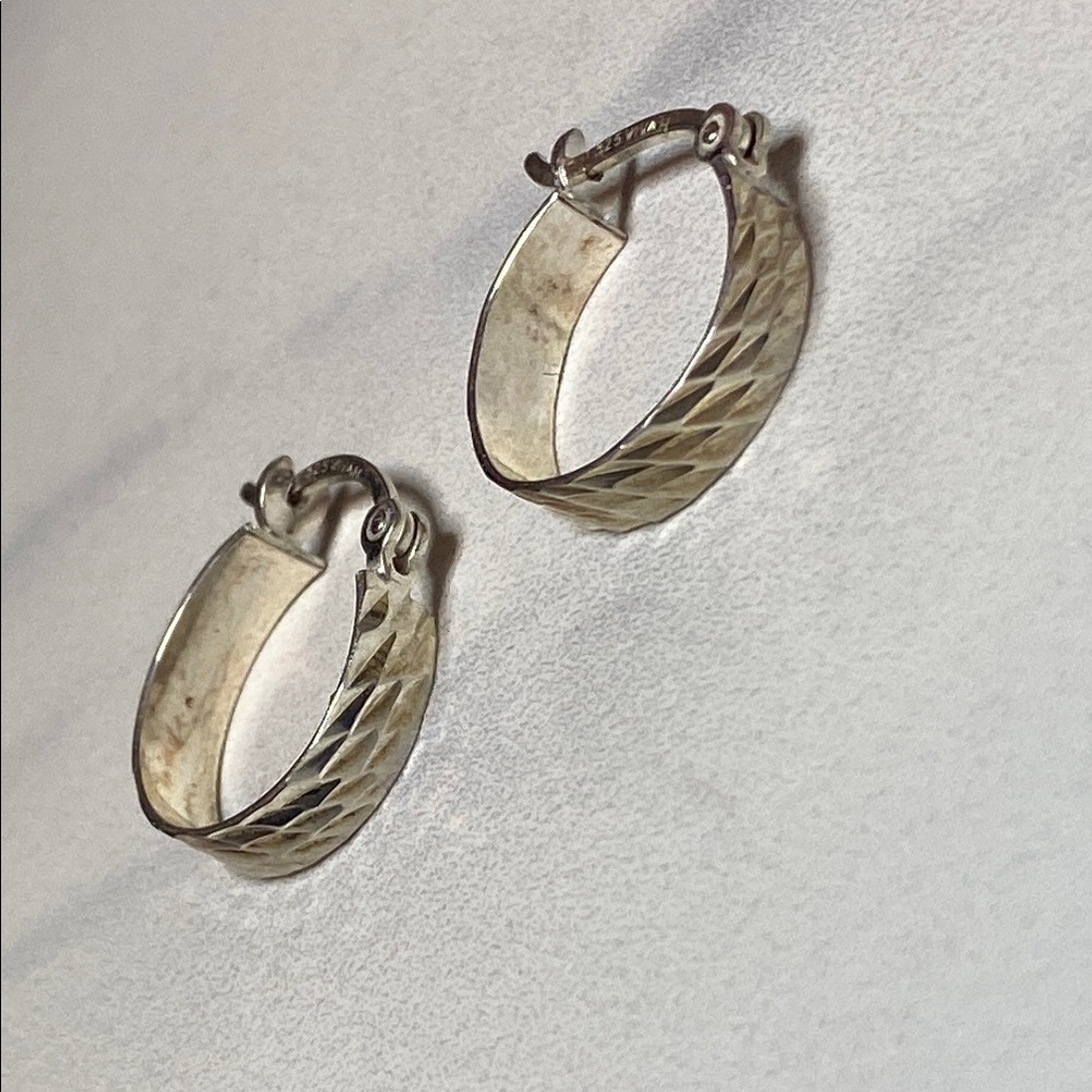Sterling Silver Textured Snap Back Hoop Earrings 925